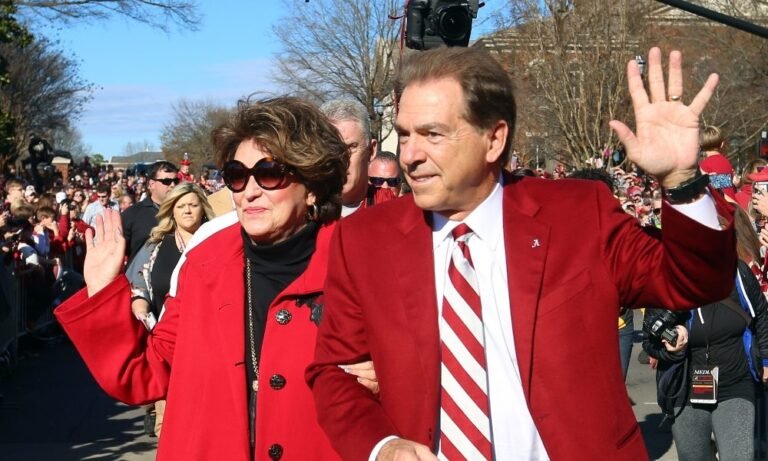 Nick-Saban-and-Miss-Terry-e1600372249598