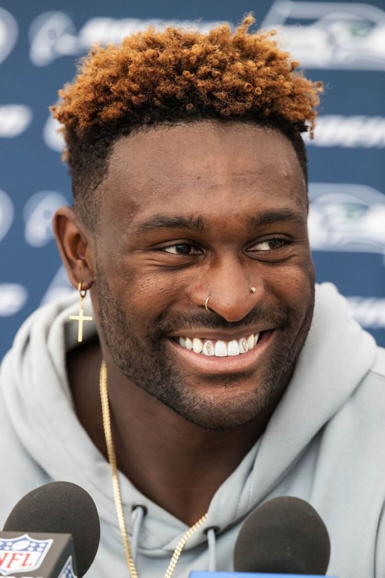 08022021_DK-Metcalf-Seahawks-Training-Camp_181814