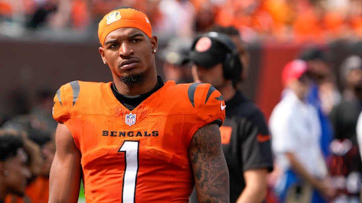 BREAKING NEWS: The Patriots & Bengals 'Triple Crown' Wide Receiver JA'MARR CHASE Agree To A Six-Year $165 Million Deal, Making Him The Highest-Paid Non-Quarterback In...