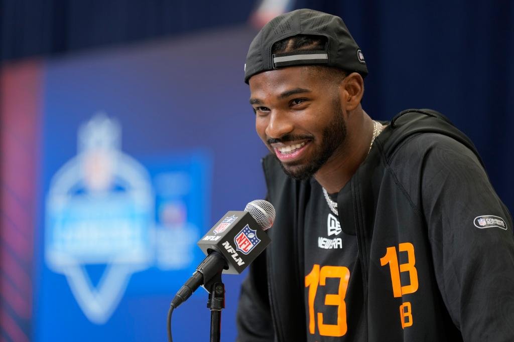 colorado-quarterback-shedeur-sanders-speaks-99422946