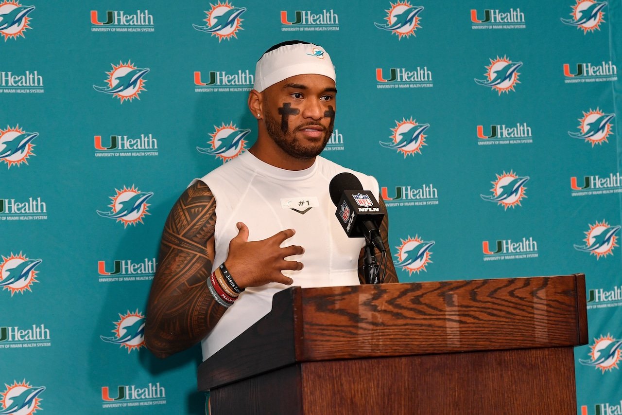 DOLPHINS WITHOUT A QB!? “Tua Tagovailoa’s Regression, Leaving The Club Without A Franchise Quarterback Stun Fans And Leave The NFL World Quiet”